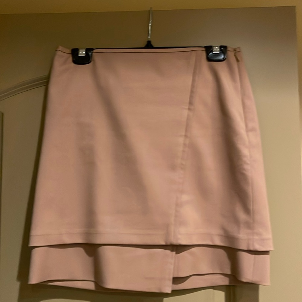 White House Bkack Market skirt